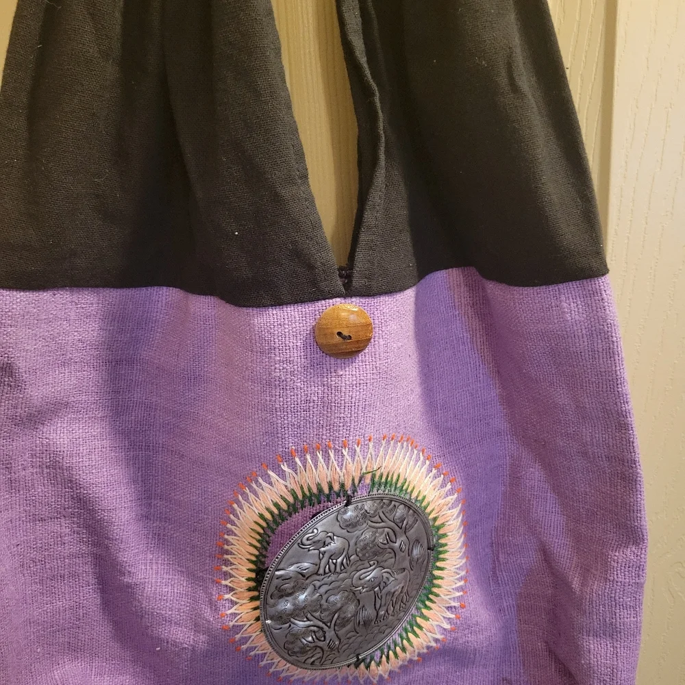 Silver Elephant Embroidered Bag - Picture 7 of 10